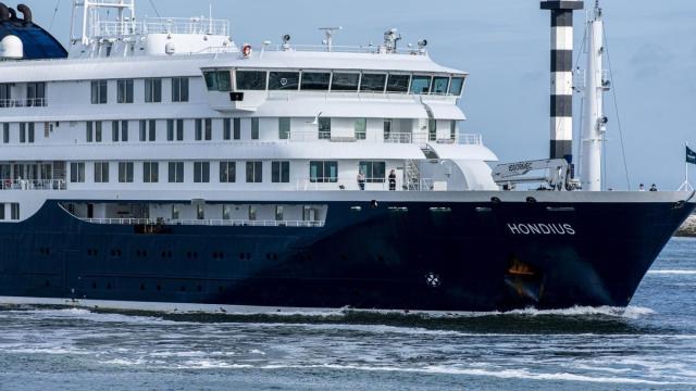 El Hondius llega a Rotterdam.