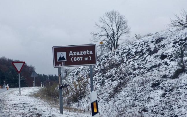 Imagen de archivo del puerto de Azazeta nevado | Imagen: Deia - Pilar Barco