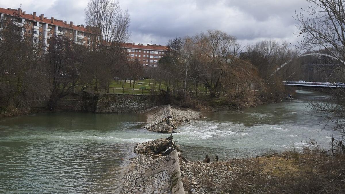 Presa de Santa Engracia en la Rochapea. IÑAKI PORTO Presa de Santa Engracia en la Rochapea. IÑAKI PORTO