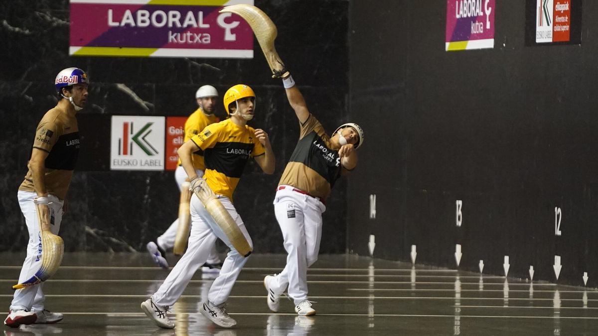 Goikoetxea y Lekerika se meten en la final del Winter Series ante Johan-López