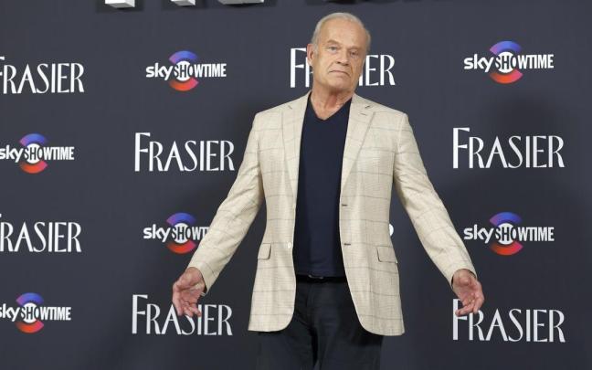 Kelsey Grammer vuelve a meterse en la piel de Frasier Crane.