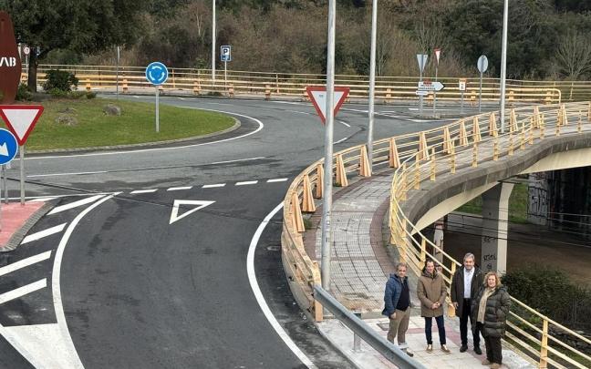 Las mejora de la seguridad ha contemplado cambios en los accesos de los vehículos a la rotondas y la ubicación de la acera.
