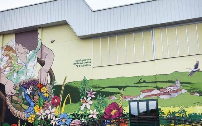 Fachada del Polideportivo Urbigain de Ribera Alta