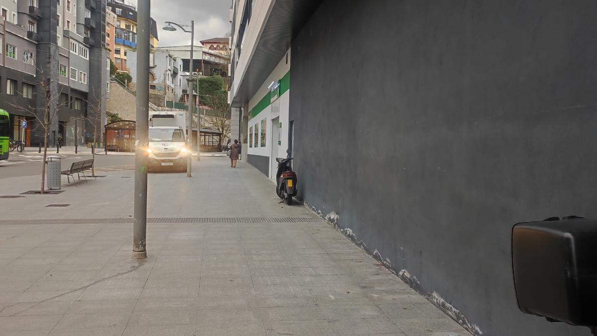 El nuevo espacio de espera se habilitará junto al supermercado existente en la zona de Ego Gain.