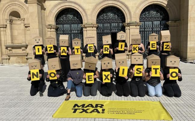 Presentacion marcha contra el radicismo y la xenofobia.
