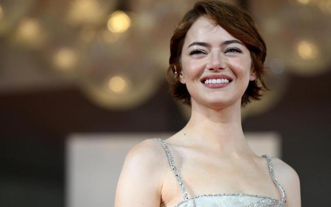 La actriz Emma Stone, uno de los rostros conocidos que se ha sumado a esta tendencia.