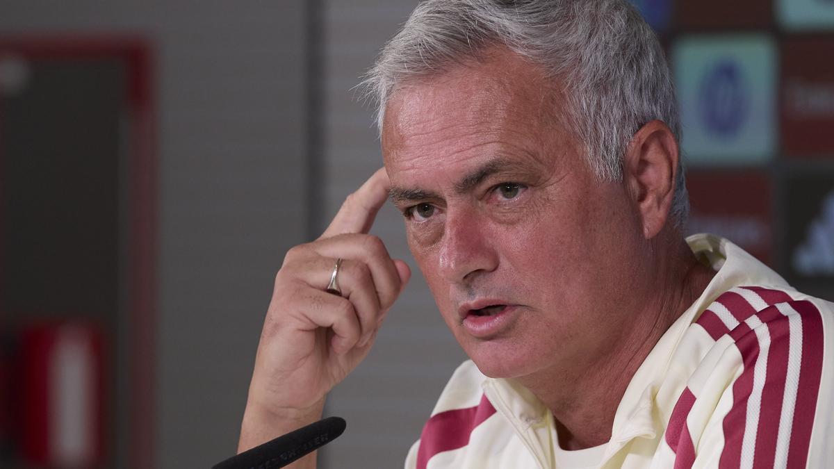 Mourinho, en una rueda de prensa.