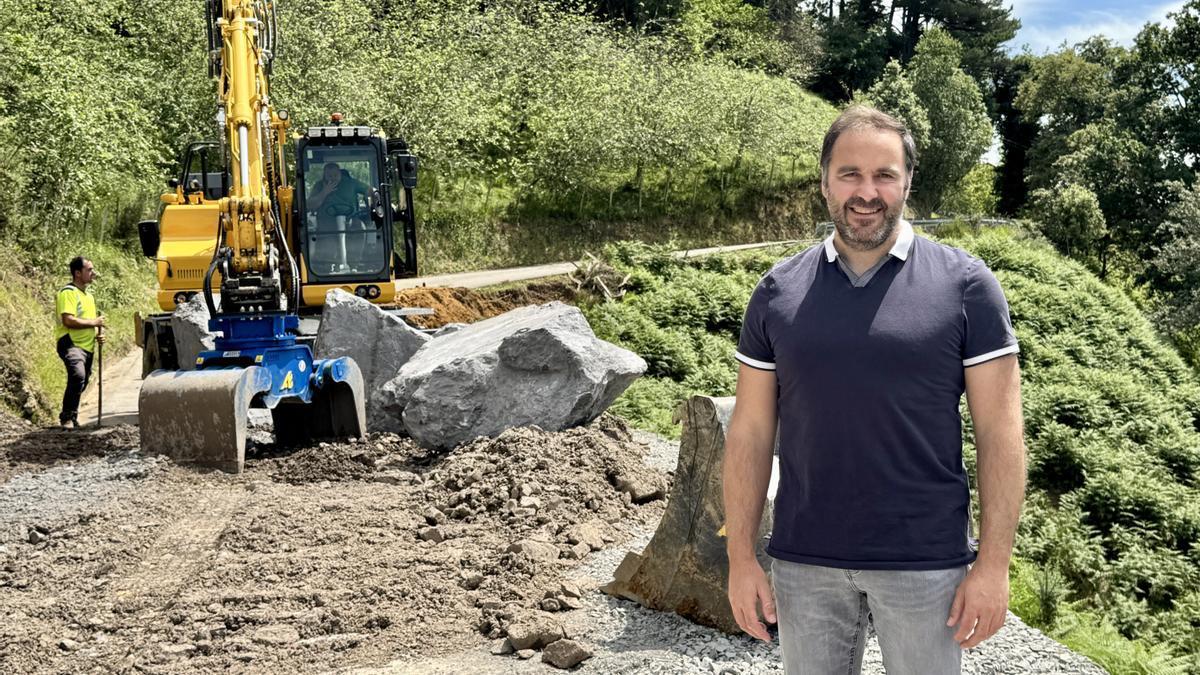 Iban San Martin en las obras de la zona de Irusta bidea de Zarautz.