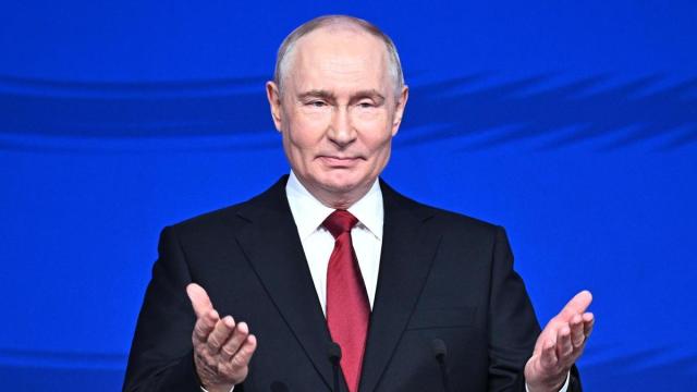 El presidente ruso, Vladímir Putin, pronuncia un discurso durante un acto con motivo del 879.º aniversario de la fundación de Moscú.