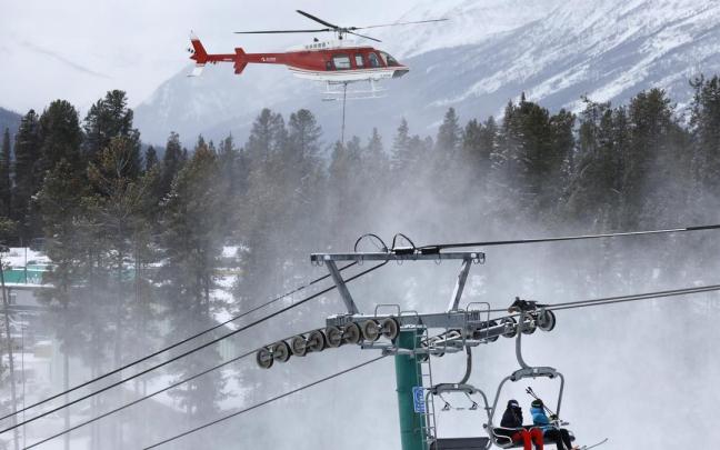 Tres muertos tras una avalancha en Suiza