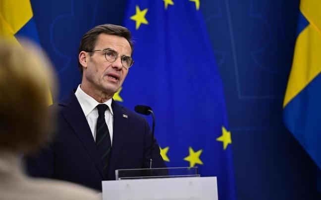 El primer ministro sueco, Ulf Kristersson, comparece ante los medios. / EFE El primer ministro sueco, Ulf Kristersson, comparece ante los medios.