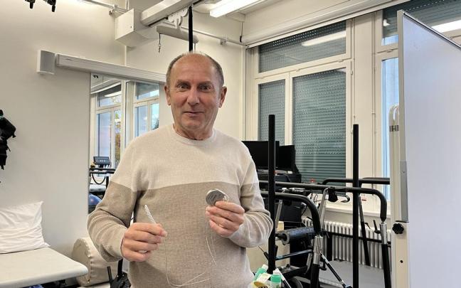 Marc, el primer paciente de párkinson del mundo tratado con esta tecnología. Marc, el primer paciente de párkinson del mundo tratado con esta tecnología.