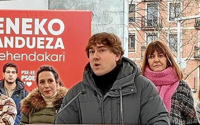 Andueza, junto a Mendia ayer en el acto de Bilbao. | FOTO: E. PRESS