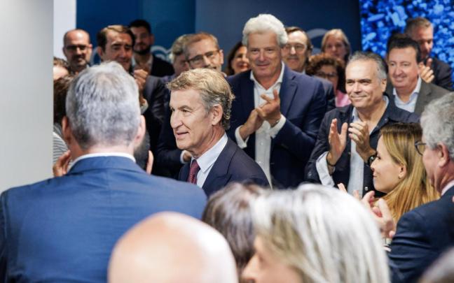 El presidente del Partido Popular, Alberto Núñez Feijóo, preside la reunión de la Junta Directiva Nacional del partido.