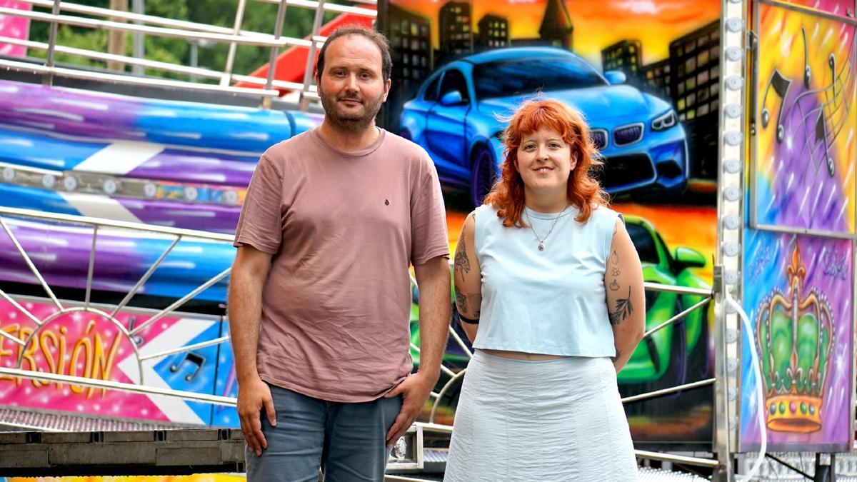 Los ediles Brion y Ré, junto al recinto ferial de Antxo