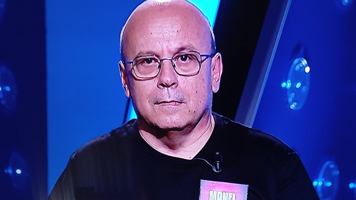 El concursante Manel, con su camiseta negra.