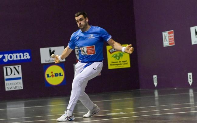 Jokin Altuna se lleva el bronce del Cuatro y Medio tras derrotar a Joseba Ezkurdia en Arrasate.