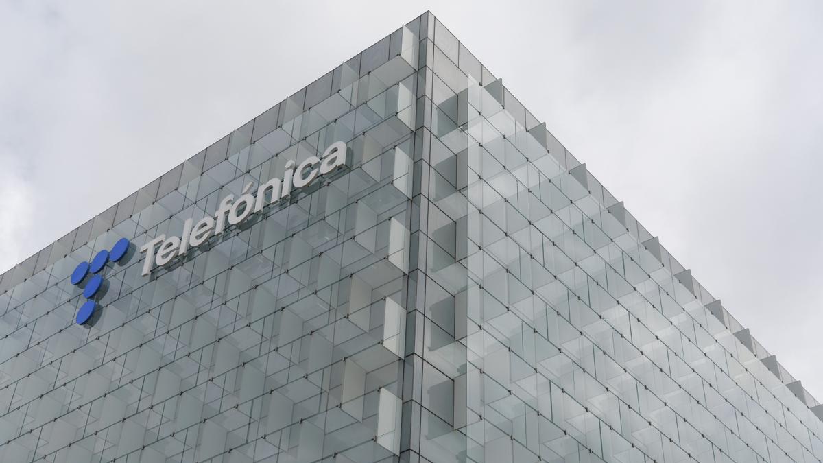 Exterior de la sede de Telefónica en Madrid.