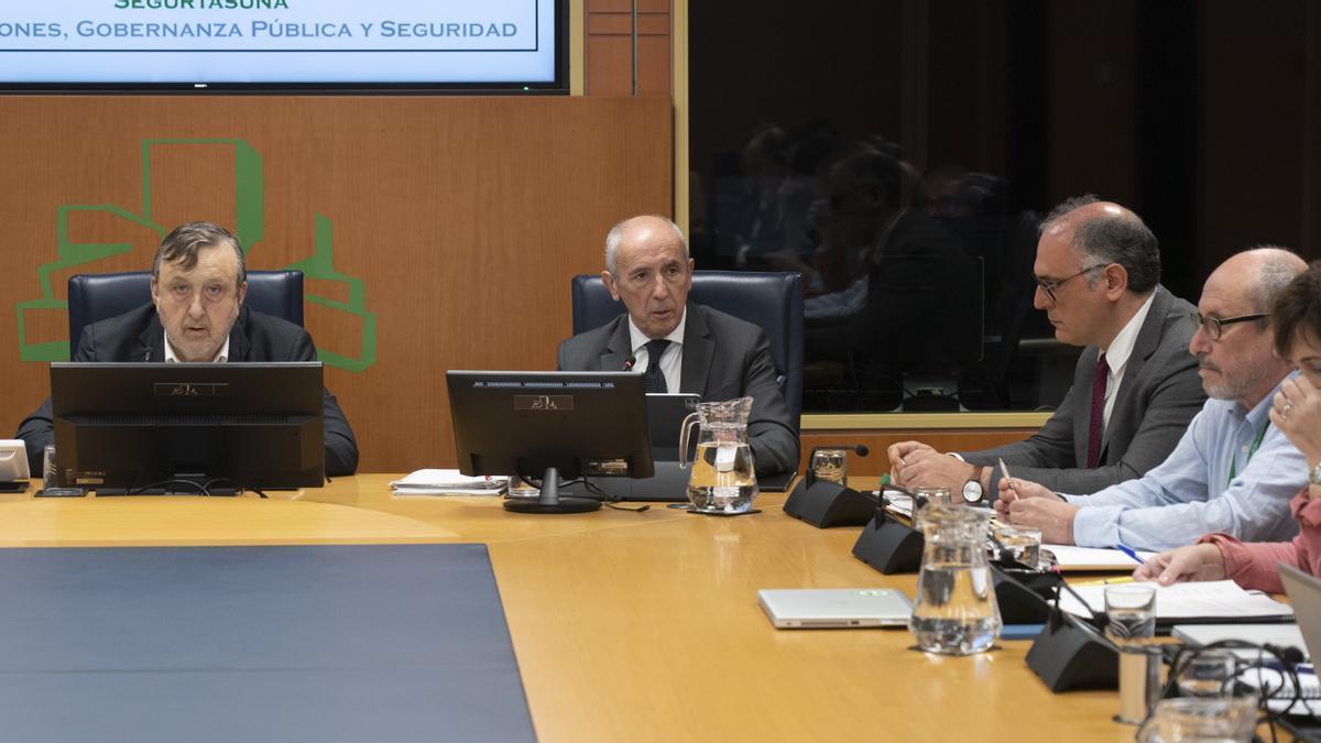 Erkoreka ha comparecido este lunes en el Parlamento Vasco para presentar el proyecto de ley de los Servicios de Prevención, Extinción de Incendios y Salvamento (SPEIS).