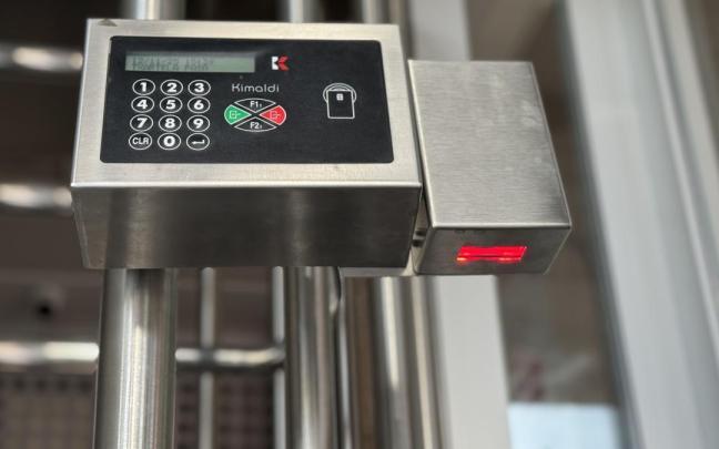 Mecanismo instalado en Uarkape para acceder con la 'tarjeta digital NIK'.