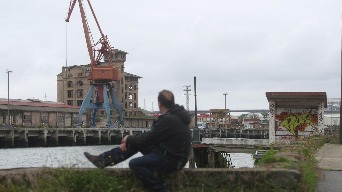 El edificio de Molinos Vascos se deteriora a ojos vista y su techumbre necesita reconstruirse totalmente