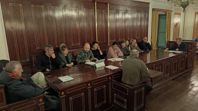 La Corporación municipal durante el Pleno que debatió los presupuestos de 2026.