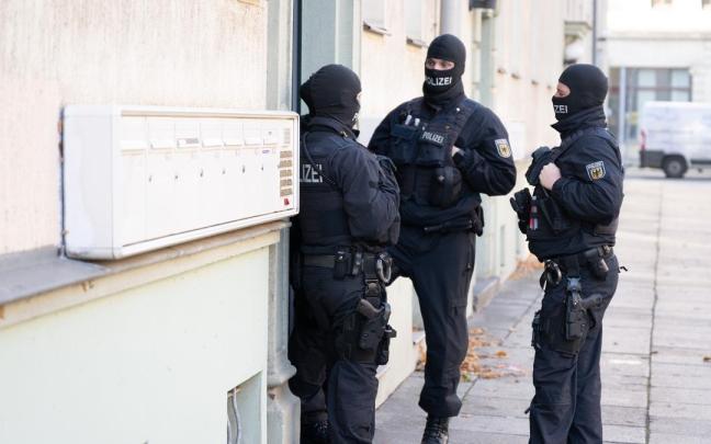 Varios agentes de la Policía alemana / EP Varios agentes de la Policía alemana