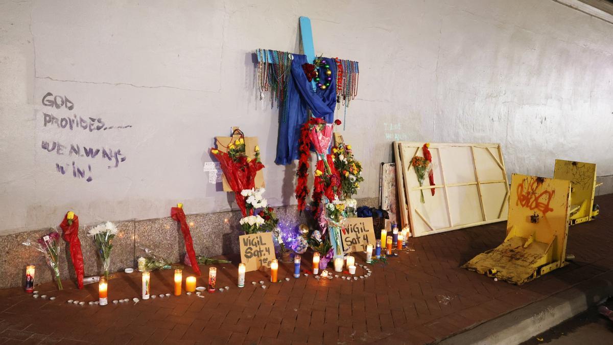 Homenaje a las víctimas del atropello masivo sucedido el día de Año Nuevo en Nueva Orleans