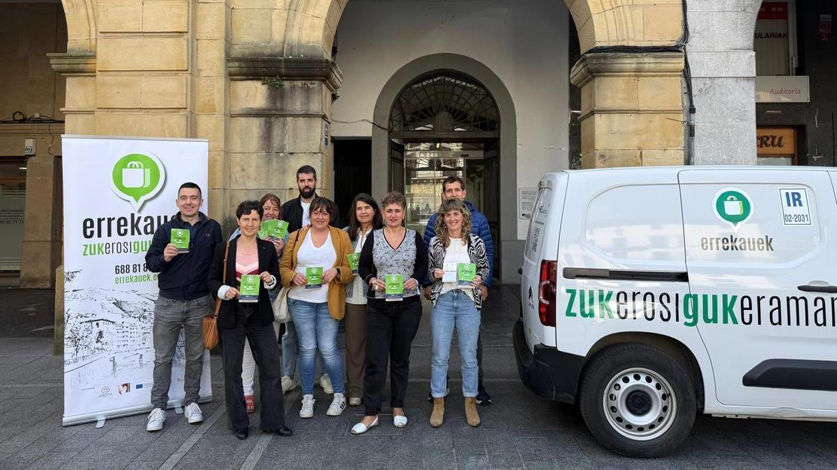 Presentación de la campaña de difusión de Errekauek para captar nuevos usuarios en Azkoitia.