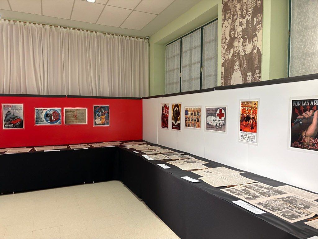 Una parte del contenido de la exposición 'Momentos, crónicas y voces de la Guerra Civil'