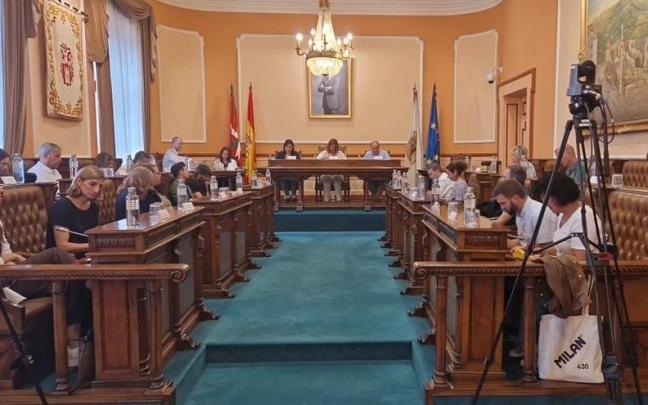 Foto de la sesión plenaria celebrada en el Ayuntamiento de Irun esta mañana. / N.G. Foto de la sesión plenaria celebrada en el Ayuntamiento de Irun esta mañana.