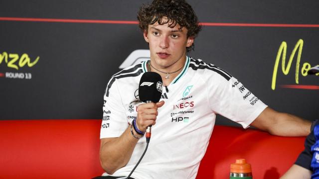 Kimi Antonelli, ante el micrófono.