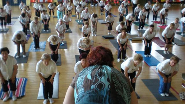 La práctica deportiva, la relaciones sociales o la formación son claves en el desarrollo de una jubilación activa.