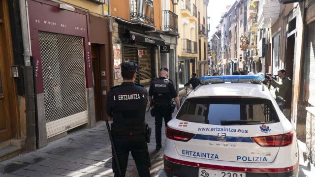Local del Casco Viejo de Vitoria donde permanecía secuestrada la mujer.