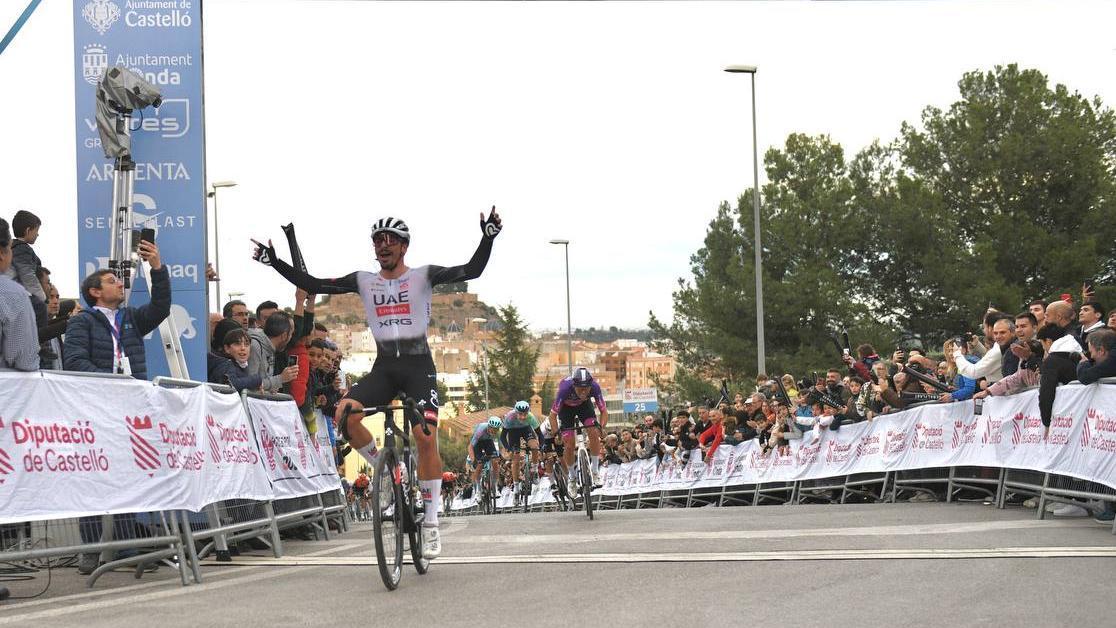 Antonio Morgado festeja la victoria.