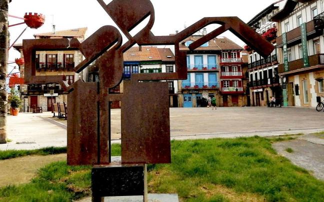 Arma Plaza