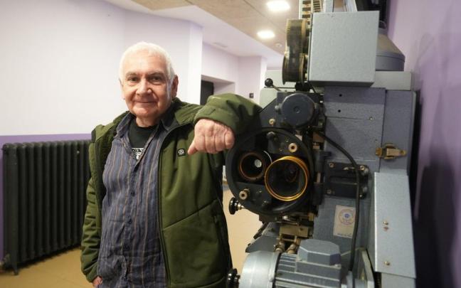 Joseba Sarrionandia Irudienean.