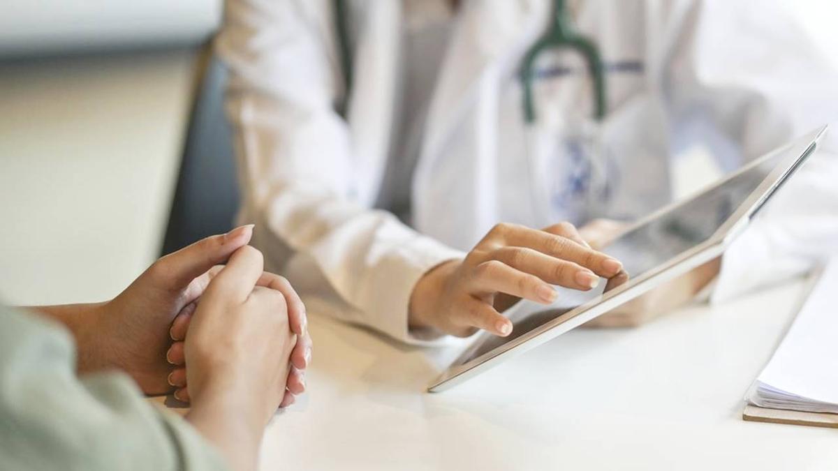 Cómo conseguir cita en el médico para el día siguiente, según una usuaria de TikTok