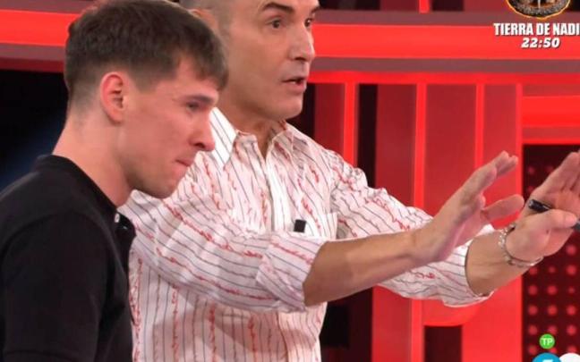 El concursante Aitor y Jesús Vázquez, ayer en ¡'Allá tú'!