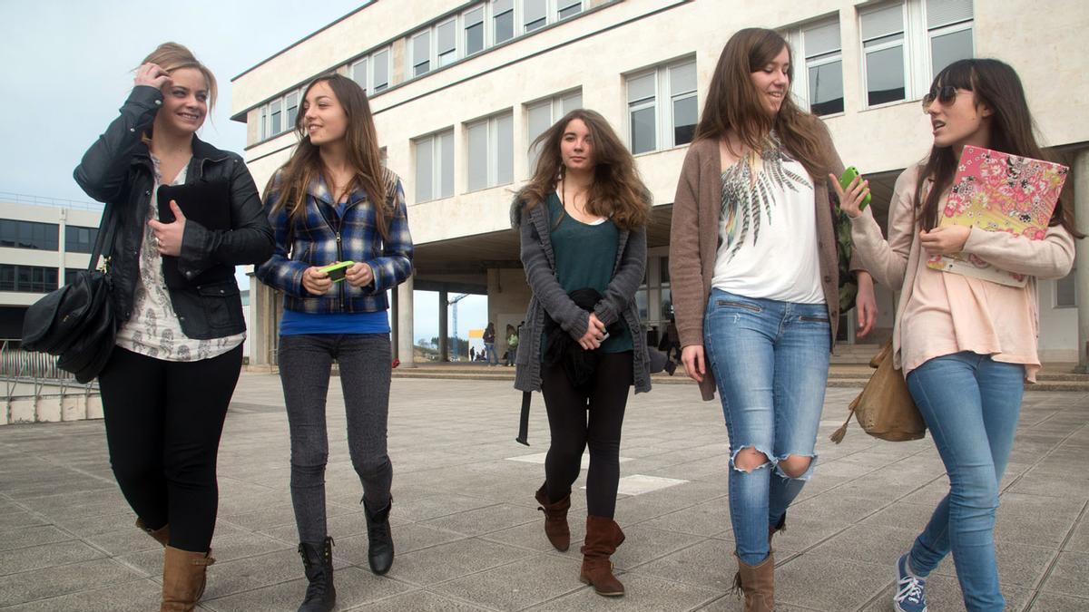 Las mujeres son mayoría en la EHU, pero la desigualdad de género persiste en el ámbito laboral.