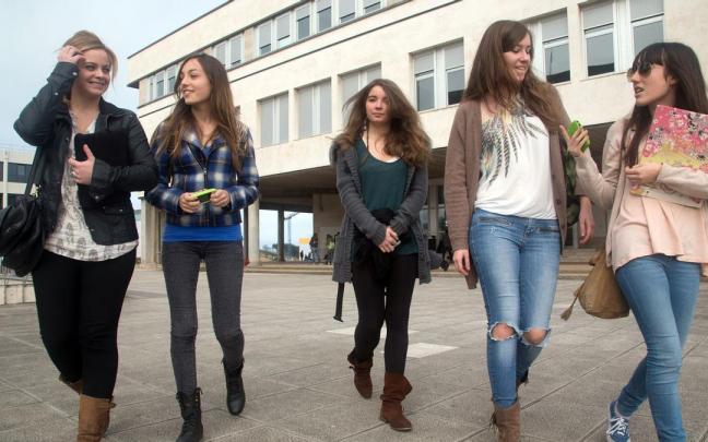 Las mujeres son mayoría en la EHU, pero la desigualdad de género persiste en el ámbito laboral.