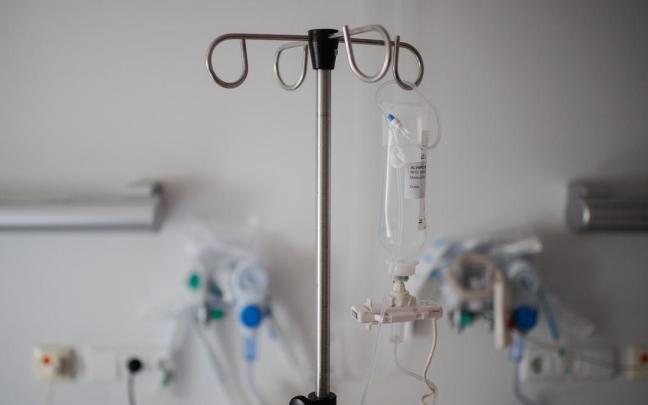 Los servicios sanitarios están tensionados ante el aumento de la incidencia de la gripe y la covid-19.