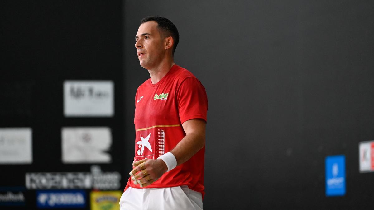 Erik Jaka.