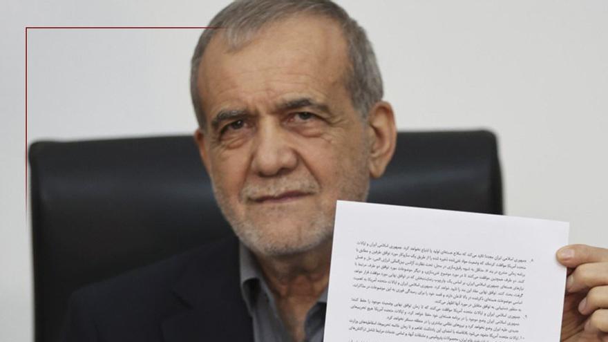 El presidente iraní, Masud Pezeshkian, firma este jueves el memorando de entendimiento con EE.UU. sobre el fin de la guerra.