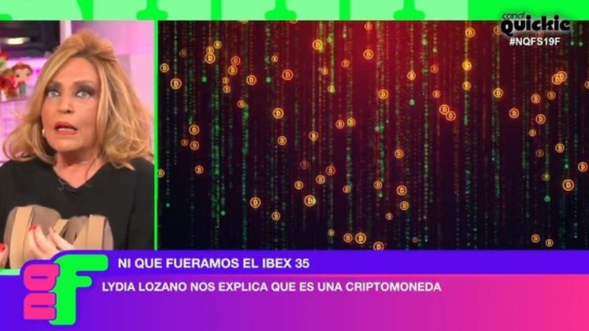 Lydia Lozano, hablando sobre las criptomonedas.