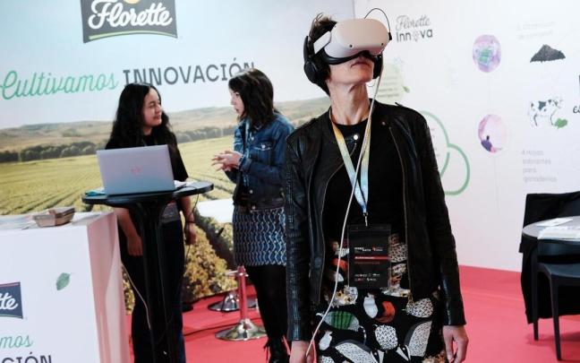 Asistentes a la presentación de proyectos nominados a los premios SciencEkaitza 2023 Asistentes a la presentación de proyectos nominados a los premios SciencEkaitza 2023