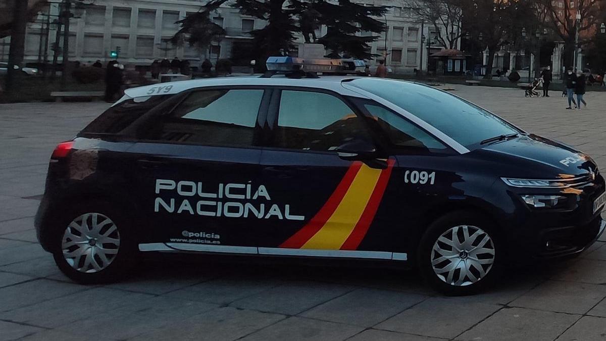 Coche patrulla de la Policía Nacional de Valladolid