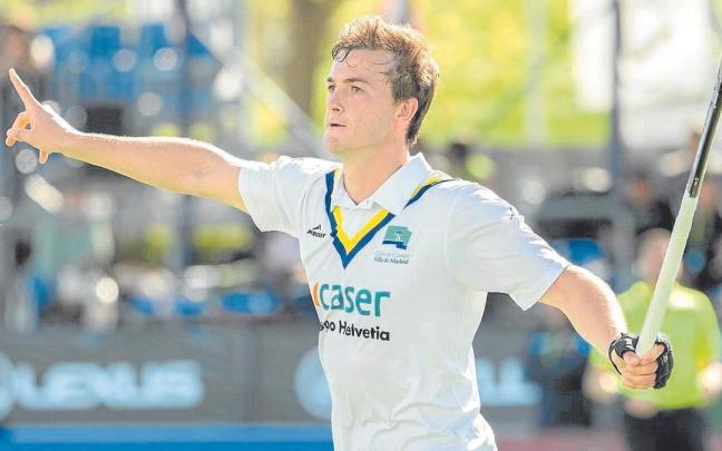 José Basterra durante un encuentro de este curso con el Club de Campo. | FOTO: FEDERACIÓN ESPAÑOLA DE HOCKEY