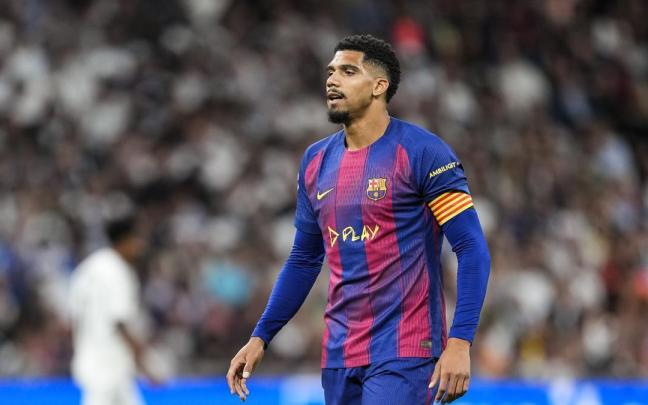 Ronald Araújo en el partido frente al Real Madrid