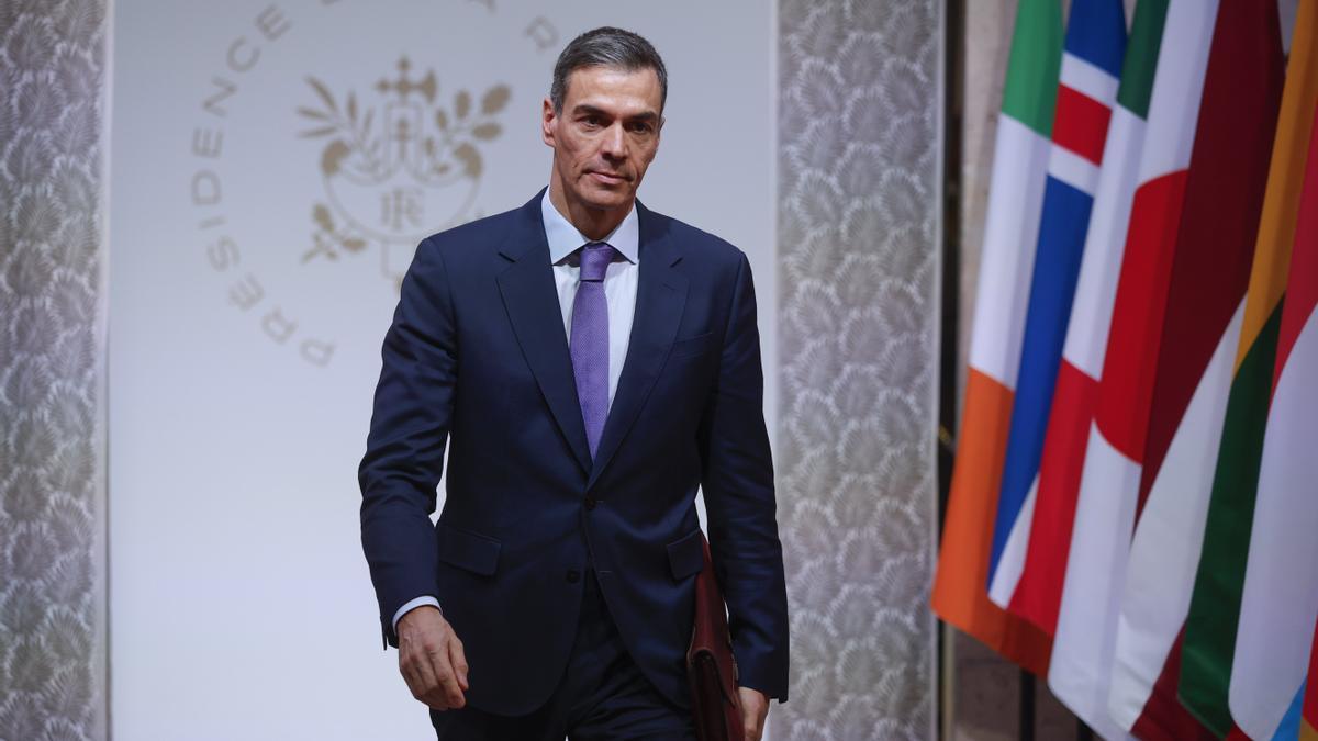 Pedro Sánchez, a su llegada a la reunión de la Coalición de Voluntarios en París